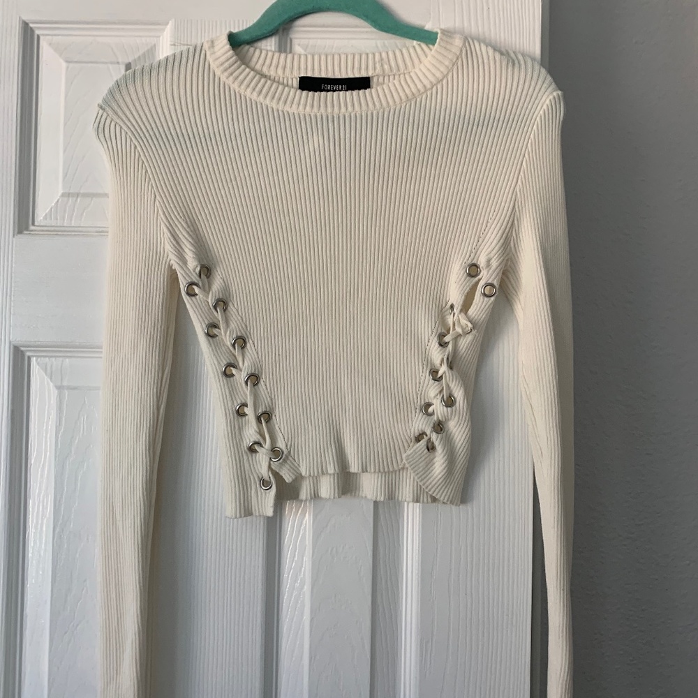 White long sleeve top w/ lace up sides